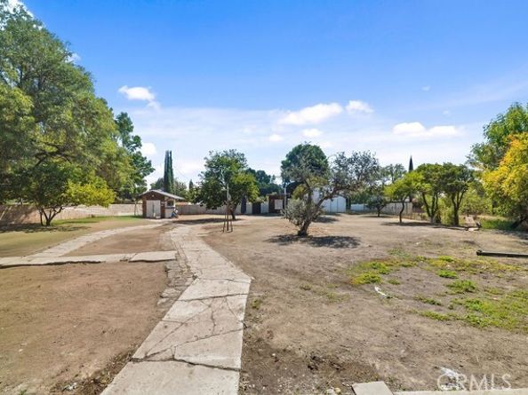 15080 Polk Street, Sylmar (los Angeles) CA 91342