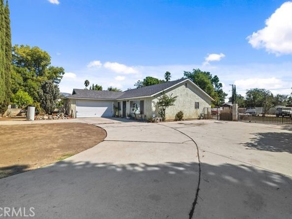 15080 Polk Street, Sylmar (los Angeles) CA 91342
