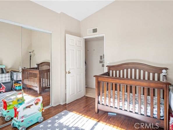 7035 Woodley Avenue 203, Van Nuys (los Angeles) CA 91406