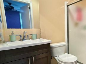 8601 International Avenue 271, Canoga Park (los Angeles) CA 91304