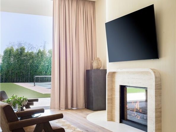 5824 Manton Avenue, Woodland Hills (los Angeles) CA 91367