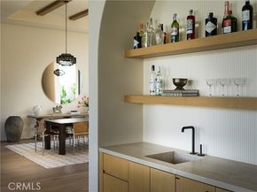 5824 Manton Avenue, Woodland Hills (los Angeles) CA 91367