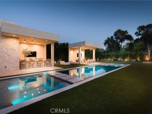 5824 Manton Avenue, Woodland Hills (los Angeles) CA 91367