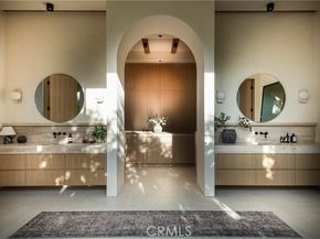 5824 Manton Avenue, Woodland Hills (los Angeles) CA 91367