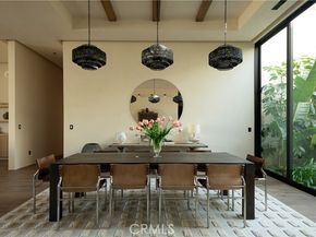 5824 Manton Avenue, Woodland Hills (los Angeles) CA 91367