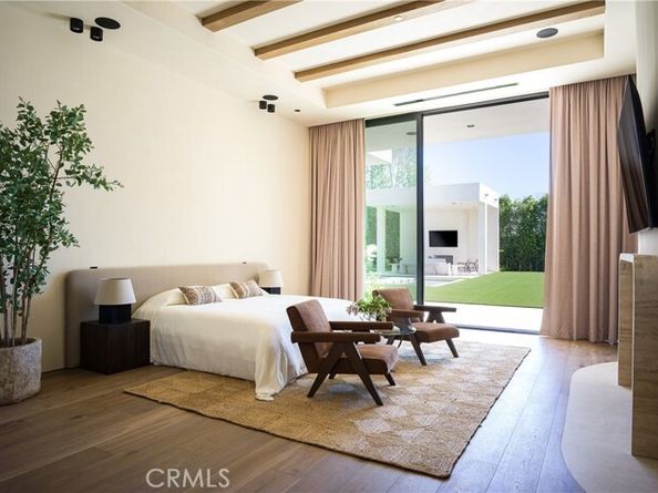 5824 Manton Avenue, Woodland Hills (los Angeles) CA 91367