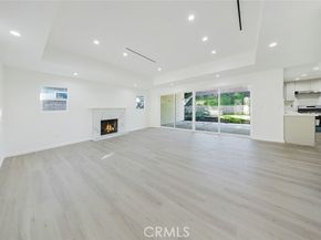 8042 Ellenbogen Street, Sunland (los Angeles) CA 91040