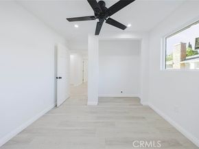 8042 Ellenbogen Street, Sunland (los Angeles) CA 91040