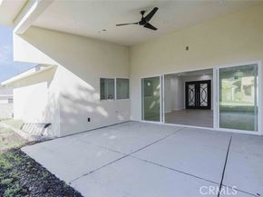 8042 Ellenbogen Street, Sunland (los Angeles) CA 91040