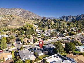 8042 Ellenbogen Street, Sunland (los Angeles) CA 91040