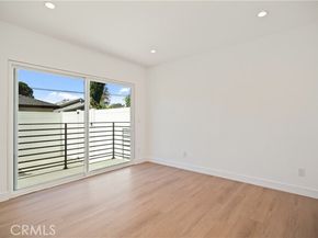 6935 Jellico Avenue, Los Angeles CA 91406