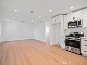 6935 Jellico Avenue, Los Angeles CA 91406