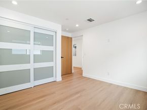 6935 Jellico Avenue, Los Angeles CA 91406