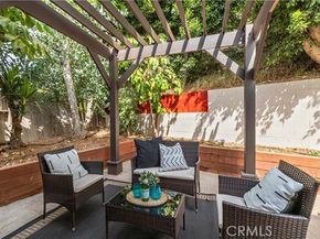 2400 Nalin Drive, Los Angeles CA 90077