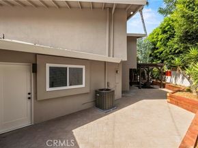2400 Nalin Drive, Los Angeles CA 90077