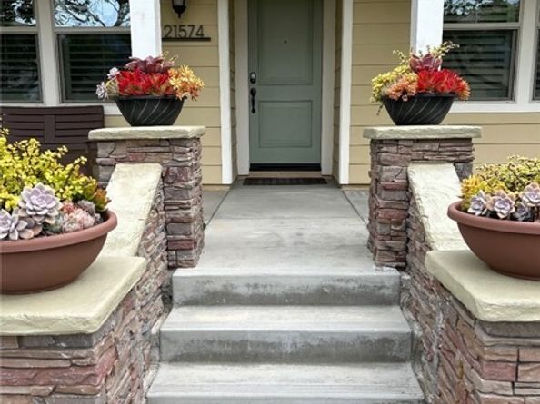 21574 Trail Ridge, Escondido CA 92029