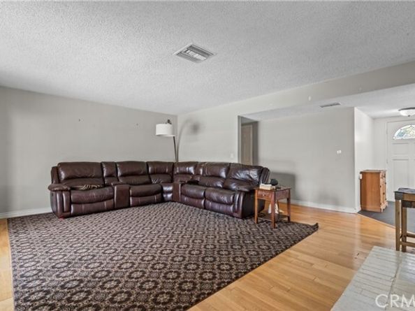 20323 Haynes Street, Winnetka (los Angeles) CA 91306