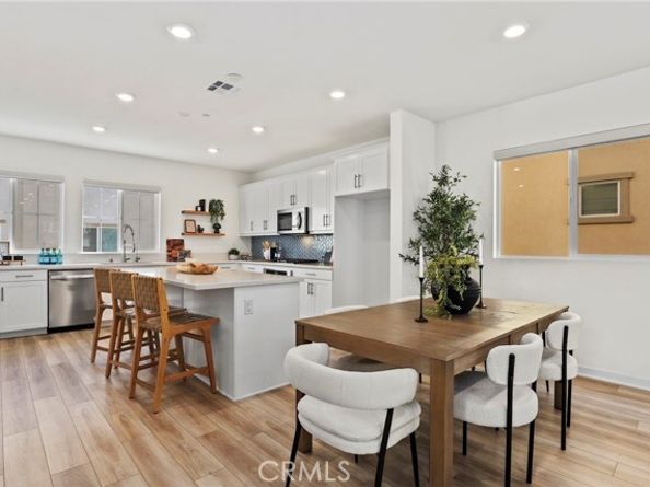 27723 S Knollridge, San Pedro (los Angeles) CA 90732