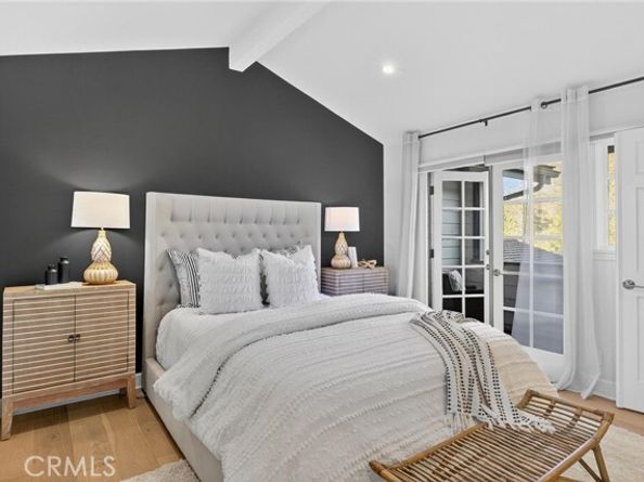 18 Malaga Place East, Manhattan Beach CA 90266