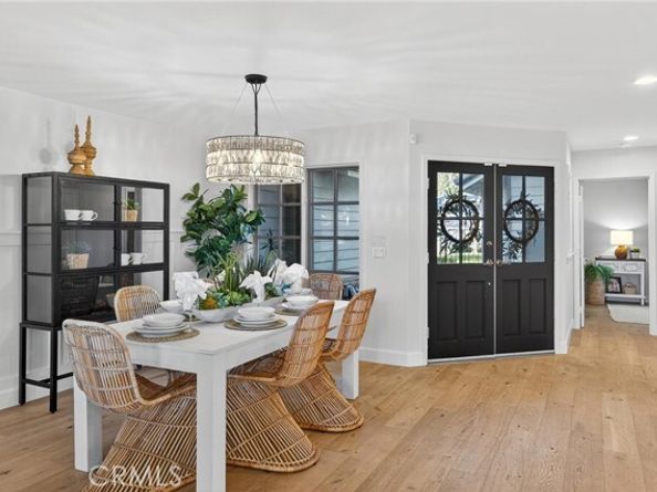 18 Malaga Place East, Manhattan Beach CA 90266