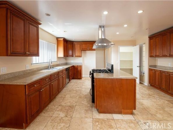 7428 Wilbur, Reseda (los Angeles) CA 91335