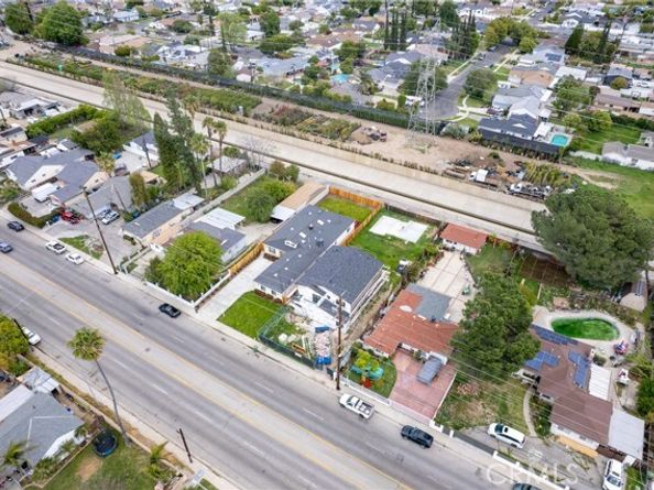 7428 Wilbur, Reseda (los Angeles) CA 91335