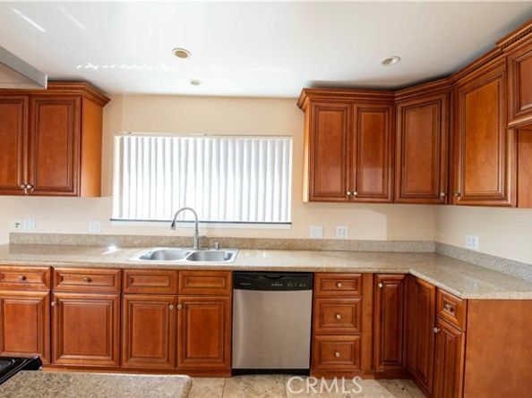 7428 Wilbur, Reseda (los Angeles) CA 91335