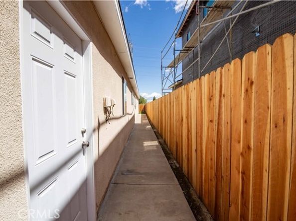 7428 Wilbur, Reseda (los Angeles) CA 91335