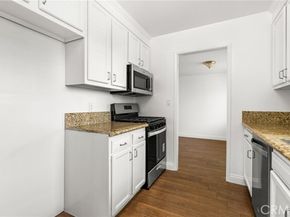 1741 Tustin, Costa Mesa CA 92627