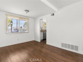 1741 Tustin, Costa Mesa CA 92627