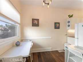 1738 E 4th Street 15, Long Beach CA 90802
