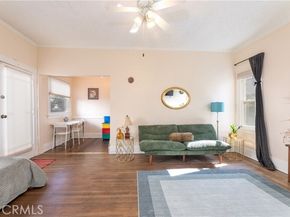 1738 E 4th Street 15, Long Beach CA 90802