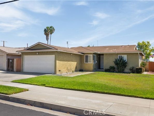 2430 Gregory, La Habra CA 90631