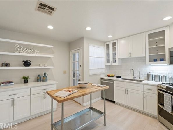 1751 E 68th 12, Long Beach CA 90805