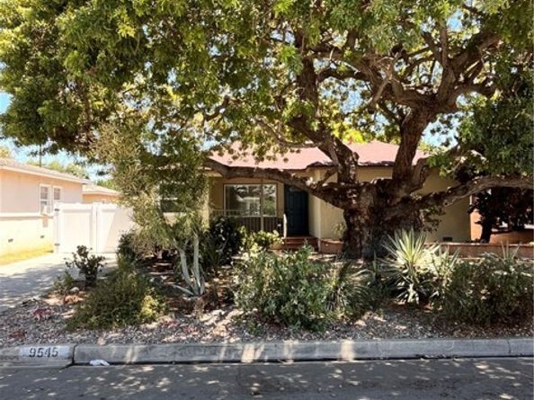 9545 Heiner Street, Bellflower CA 90706
