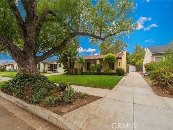 913 Norton Avenue, Glendale CA 91202