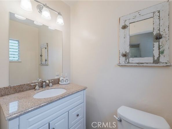 913 Norton Avenue, Glendale CA 91202