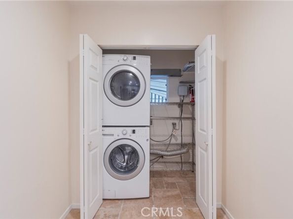 913 Norton Avenue, Glendale CA 91202