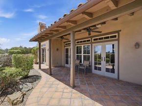 7929 Entrada De Luz, San Diego CA 92127