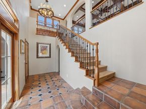 7929 Entrada De Luz, San Diego CA 92127