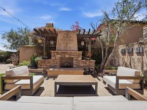7929 Entrada De Luz, San Diego CA 92127