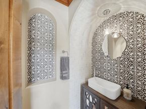 7929 Entrada De Luz, San Diego CA 92127