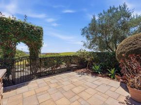 7929 Entrada De Luz, San Diego CA 92127