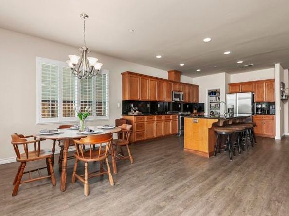 10252 Casa Ct, Santee CA 92071
