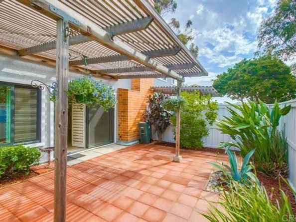8037 Caminito Mallorca, La Jolla (san Diego) CA 92037