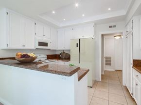 8037 Caminito Mallorca, La Jolla (san Diego) CA 92037