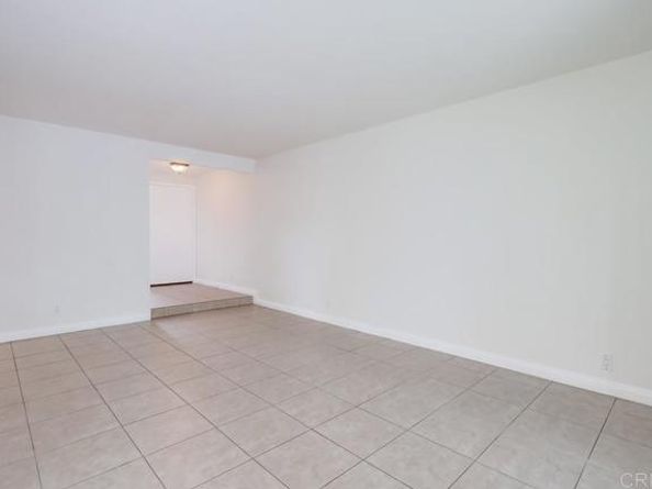 8037 Caminito Mallorca, La Jolla (san Diego) CA 92037