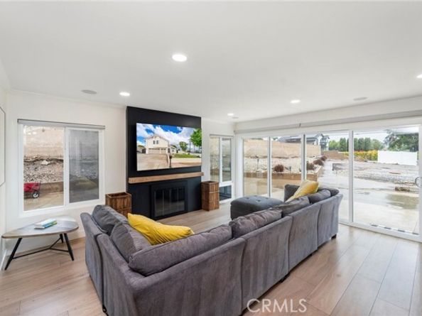 6087 Aquamarine Avenue, Alta Loma (rancho Cucamonga) CA 91701