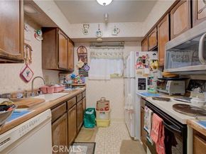 711 S Bayshore Boulevard 10, San Mateo CA 94401