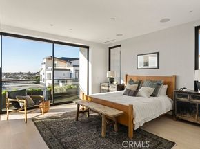 220 Carnation Avenue, Corona Del Mar (newport Beach) CA 92625